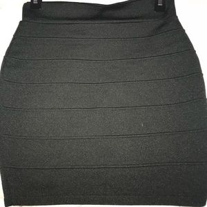 Stretchy mini skirt